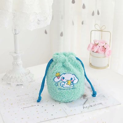 【Sanrio】Sanrio小型絨毛袋袋｜最啱放化妝品、即影即有相機