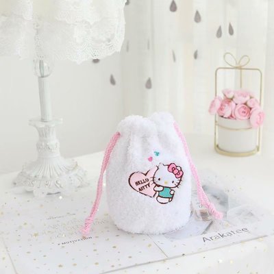 【Sanrio】Sanrio小型絨毛袋袋｜最啱放化妝品、即影即有相機